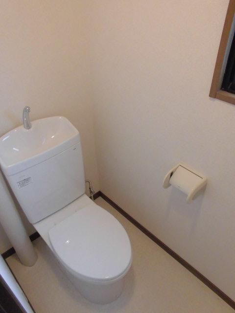 トイレ（別部屋撮影）