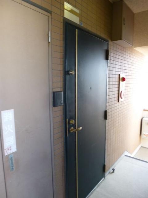 ●ダブルロック玄関ドアです！!