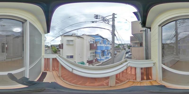バルコニー東