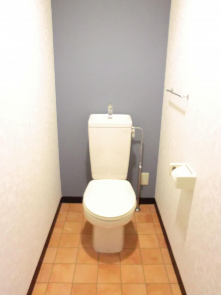 【トイレ】※写真は同タイプの部屋のものです。必ず現地ご確認ください。