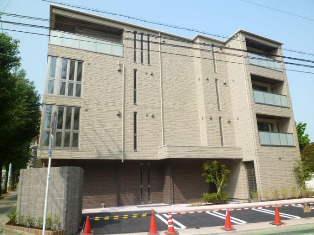 【大橋徒歩8分】角部屋の広々ワンルーム☆カウンタータイプのシステムキッチンは窓付きで明るいです☆姿見付きの玄関収納、追炊きや温水洗浄便座・浴室乾燥など設備充実、オートロックでセキュリティしっかり！単身者に嬉しい設備がそろっています☆【南区向野】