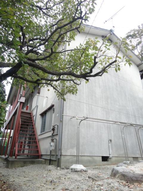 【南区大池】衝撃お家賃！3万円代で３DK☆最上階角部屋、バストイレ別室、都市ガス、給湯あり、靴箱押入れなど収納しっかり！【野間大池バス停徒歩3分】