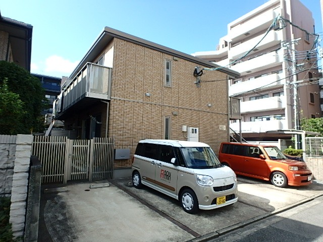 【藤崎駅4分】*☆駅近！TVモニター付きインターホン、追焚機能、温水洗浄便座、テラス付の１LDKです☆＊【藤崎１丁目】