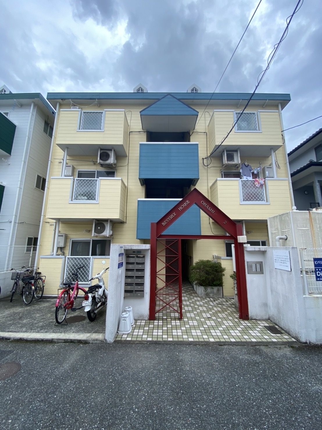 【大橋駅徒歩10分】お家賃お値下げしました！ロフト付き１R☆バストイレ別室、コンロ設置済みキッチン、安心の鉄骨造、最上階角部屋♪初期費用も今ならお得♪【大橋3丁目】