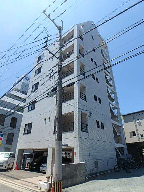 【JR博多駅　徒歩７分】最上階角部屋☆広々としたバルコニー付き☆オール電化☆IHコンロ１口・温水洗浄便座あります☆１LDK【博多駅東】