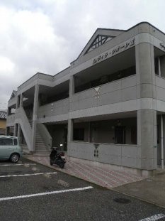 【大原バス停徒歩2分】ペット飼育相談可能な、オール洋室の2LDKのご紹介です。インターネットもうれしい使い放題です。【太宰府市御笠】