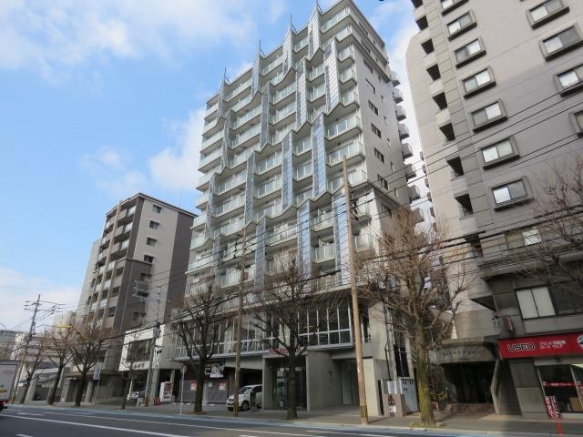 【博多駅南】オートロック☆デザイナーズマンション１LDK☆カウンター付きキッチン・ウォークインクローゼットあります【JR博多駅　徒歩１６分】
