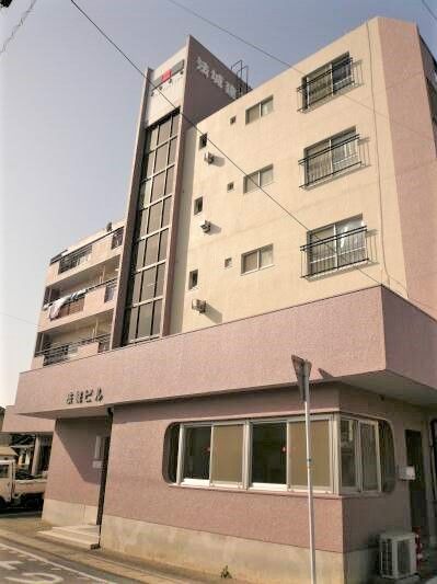 【南区長丘】リノベ済み２LDK☆敷地内駐車場空き有（7700円/月）、最上階角部屋2面採光♪人気の都市ガス、日当たり良好で明るいお部屋です♪【長丘三丁目バス停徒歩3分】