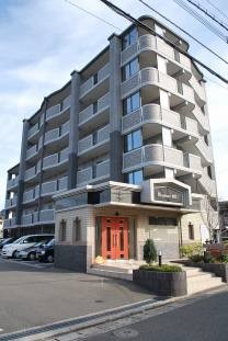 【仲畑4丁目バス停徒歩3分】安心のオートロック設置済みマンションの1DKのご紹介です。敷金・礼金もゼロで初期費用を抑えられます。【大野城市仲畑】