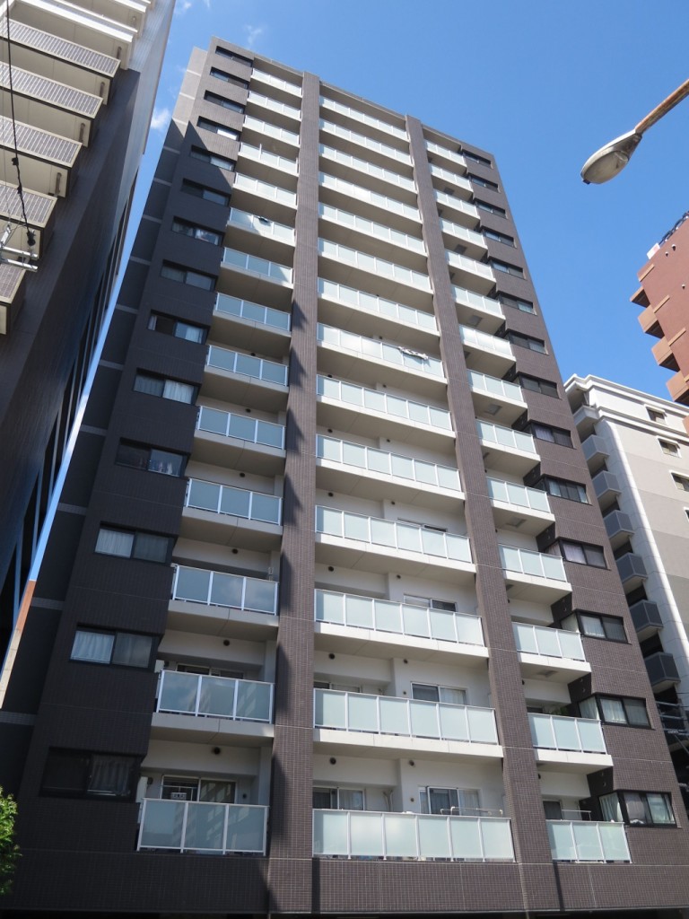 【JR博多駅　徒歩１４分】ペット相談可能☆ウォークインクローゼット３カ所・サンルームあります☆70㎡以上の２SLDKです【博多駅南】