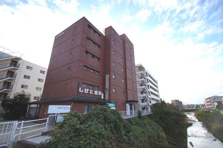 【地下鉄六本松駅徒歩10分】生活便利な住宅街にある１DK ☆大通り沿い♪キッチンも広々、１Kでは物足りなくなったお料理好きな単身者におススメ！エレベータ設置、収納もた～っぷり♪【城南区長尾】
