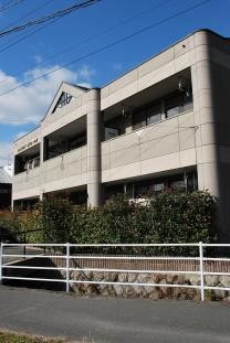 【国分寺入口バス停徒歩2分】ペット飼育相談可能な2DKのご紹介です。【太宰府市国分】