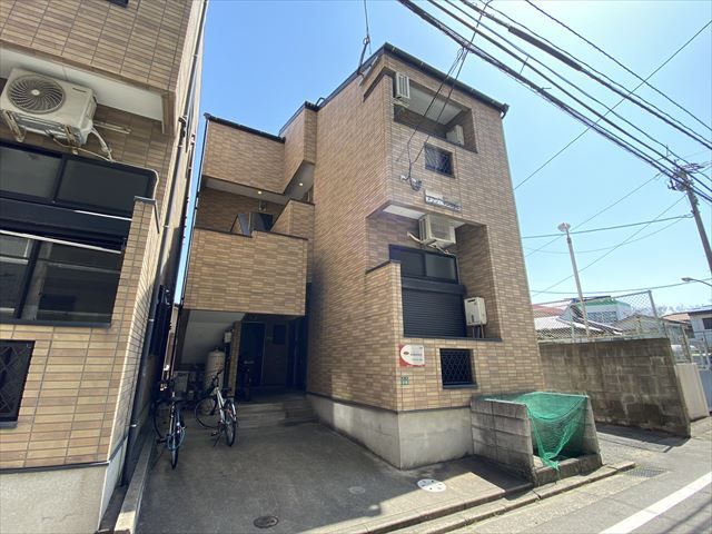 【伊崎】*☆インターネット使い放題、敷金・礼金ゼロ、バス・トイレ別室の１Kです☆＊【唐人町駅12分】