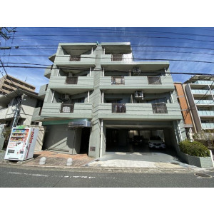 【大橋駅徒歩7分】西鉄もJRも徒歩圏内でダブルアクセス☆１K☆シューズボックス+クローゼット、ワークスペースに最適なウォールデスク♪シャワートイレ設置で快適☆【南区塩原】