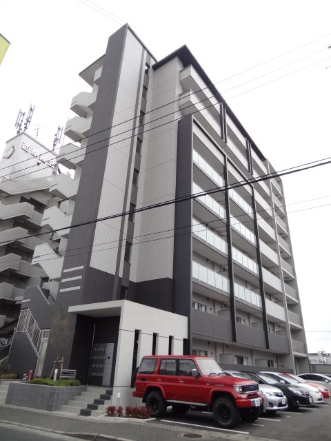【東比恵駅　徒歩７分】博多駅にも徒歩10分圏内の好立地☆3口コンロのシステムキッチンやウォークインクローゼットなど設備充実の１LDKです【東比恵】