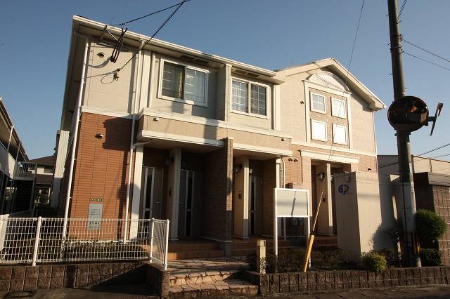 【板付中学校前バス停徒歩10分】追い焚き機能、浴室乾燥機など設備も充実した1LDKのご紹介です。風通し、日当たり良好な、最上階角部屋です。【大野城市仲畑】