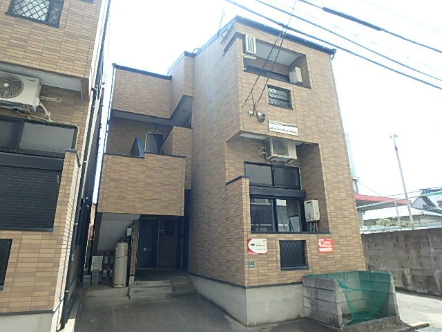 【伊崎】*☆インターネット使い放題、敷金・礼金ゼロ、バス・トイレ別室☆＊【唐人町駅12分】
