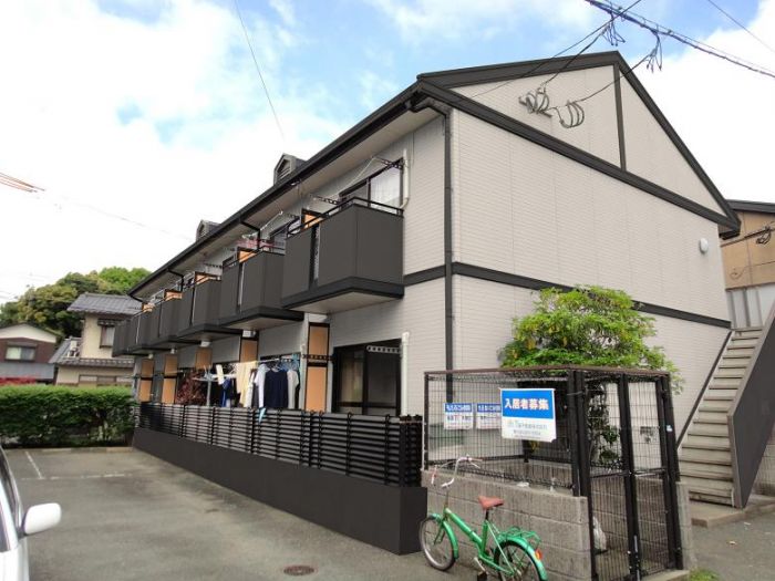 【春日市須玖北】アパート最上階１K☆シャワートイレやサーモ水栓シャワーなどバスルーム充実！キッチンも綺麗♪モニターホン付きで安心☆【徳洲会病院バス停徒歩4分】
