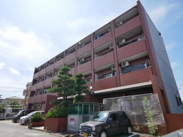 【次郎丸5丁目】*☆敷金・礼金ゼロ、バス・トイレ別室、温水洗浄便座完備、宅配ボックス設置☆*【次郎丸駅10分】