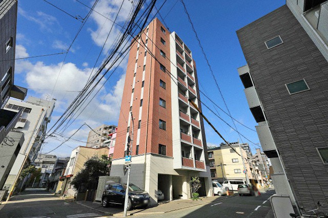 【中洲川端駅徒歩8分】角部屋・インターネット使い放題・閑静住宅街の1LDKのご紹介です！温水洗浄便座・シャンプードレッサー・浴室乾燥機・エアコンなど設備充実してます！【須崎町】