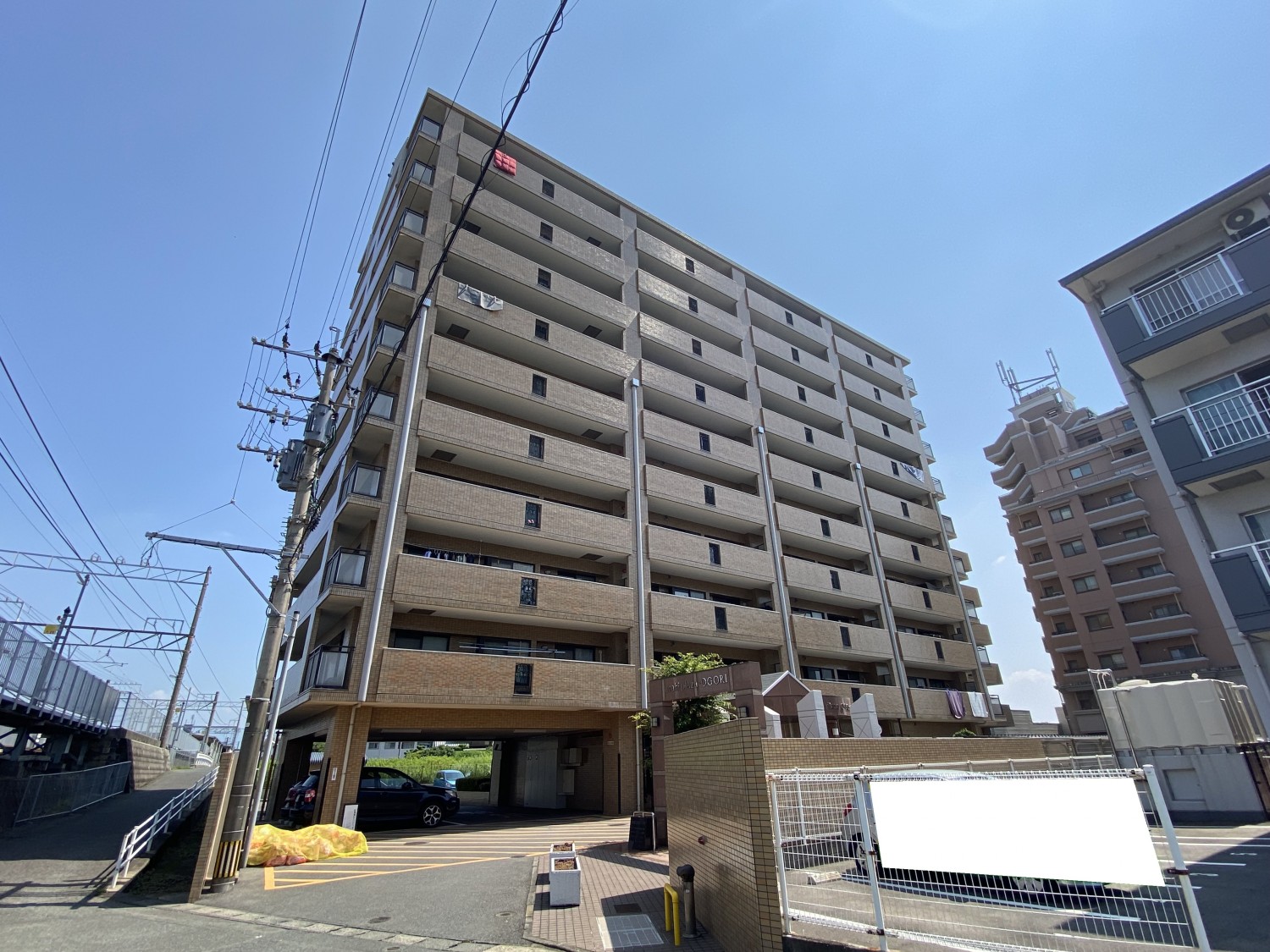 【大保駅　徒歩4分】システムキッチン・床暖房など設備充実してます☆彡ファミリーさんへおすすめの4LDKのお部屋です♪【小郡市大保】