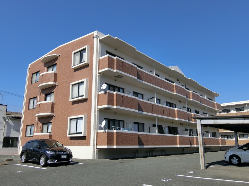 【久留米市梅満町】敷金・礼金ゼロ！！ファミリーさんへおすすめの3LDK・カウンターキッチンや温水洗浄便座など設備充実してます☆彡【津福駅　徒歩21分】