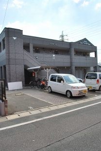 【変電所前バス停徒歩4分】ペット飼育相談可能な１ｋのご紹介です。洋室９帖越えの広めのお部屋です。【大野城市川久保】