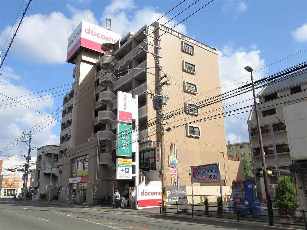 【南区長住】大池通沿いのファミリータイプ☆３LDK☆小型犬飼育可！オートロック付きでセキュリティ面も安心、スーパー近くでお買物も便利、敷地内駐車場あり（8800円/月）、内覧可能です！【長住3丁目バス停徒歩1分】