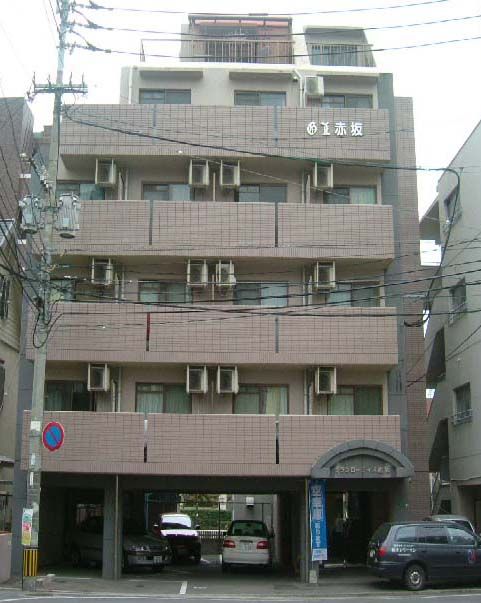 【赤坂駅徒歩8分】☆敷金・礼金ゼロ☆駅チカ、オール電化、1Kのご紹介です！システムキッチン、バス・トイレ別室、全居室フローリングのお部屋です！【赤坂】