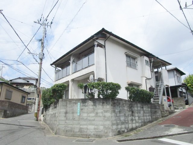 【城南区友丘】南向き1階１LDK☆お家賃2.9万円！閑静な住宅地、ショッピングモールも徒歩圏内♪寛ぎの和室付きで約30㎡のゆったり間取です！敷金礼金もゼロ☆【友泉亭バス停徒歩9分】