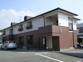 【城南区樋井川】ゆったり間取の３LDK☆1階専用庭付き♪閑静な住宅街で敷地内駐車場に空車あり☆公園そばでファミリーにおススメです！【上長尾バス停徒歩8分】