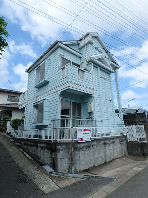 【城南区樋井川】現在城南区最安値1R☆なんとお家賃1.4万円！！オールフローリング、収納あり、エアコンもあります☆1階の角部屋2面採光で大きな出窓ついてます♪内覧可能☆【鬼ノ木団地バス停徒歩4分】