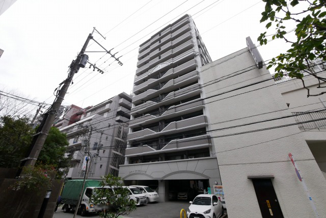 【薬院駅徒歩7分】☆敷金・礼金ゼロ☆インターネット使い放題、都市ガス、2Kのご紹介です！安心のオートロック、ＴＶモニタ付きインターホン、防犯カメラなどセキュリティ充実してます！【薬院】