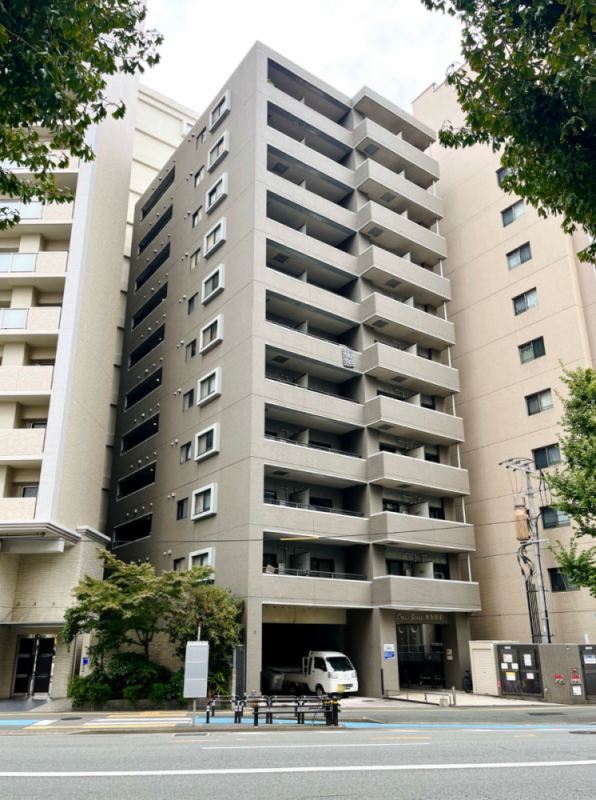 【博多駅 徒歩14分】オートロック、防犯カメラ完備でセキュリティ面も安心！便利な宅配ボックスで荷物の受け取りも楽々♪1DK【博多駅南】