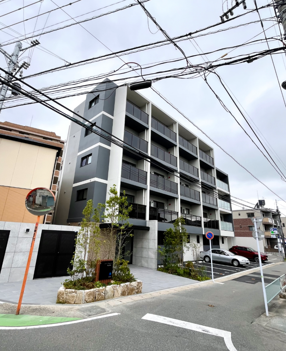 【雑餉隈駅 徒歩5分】新築ピカピカ～☆*  ペットと暮らせる 駅チカ1LDK ♬。 ＞＞ ﾜｸﾜｸが止まらない♡‘‘//  清潔感溢れるホワイトRoom★// 嬉しい設備が揃った満足度 ” ◎ ”のお部屋  【博多区麦野】